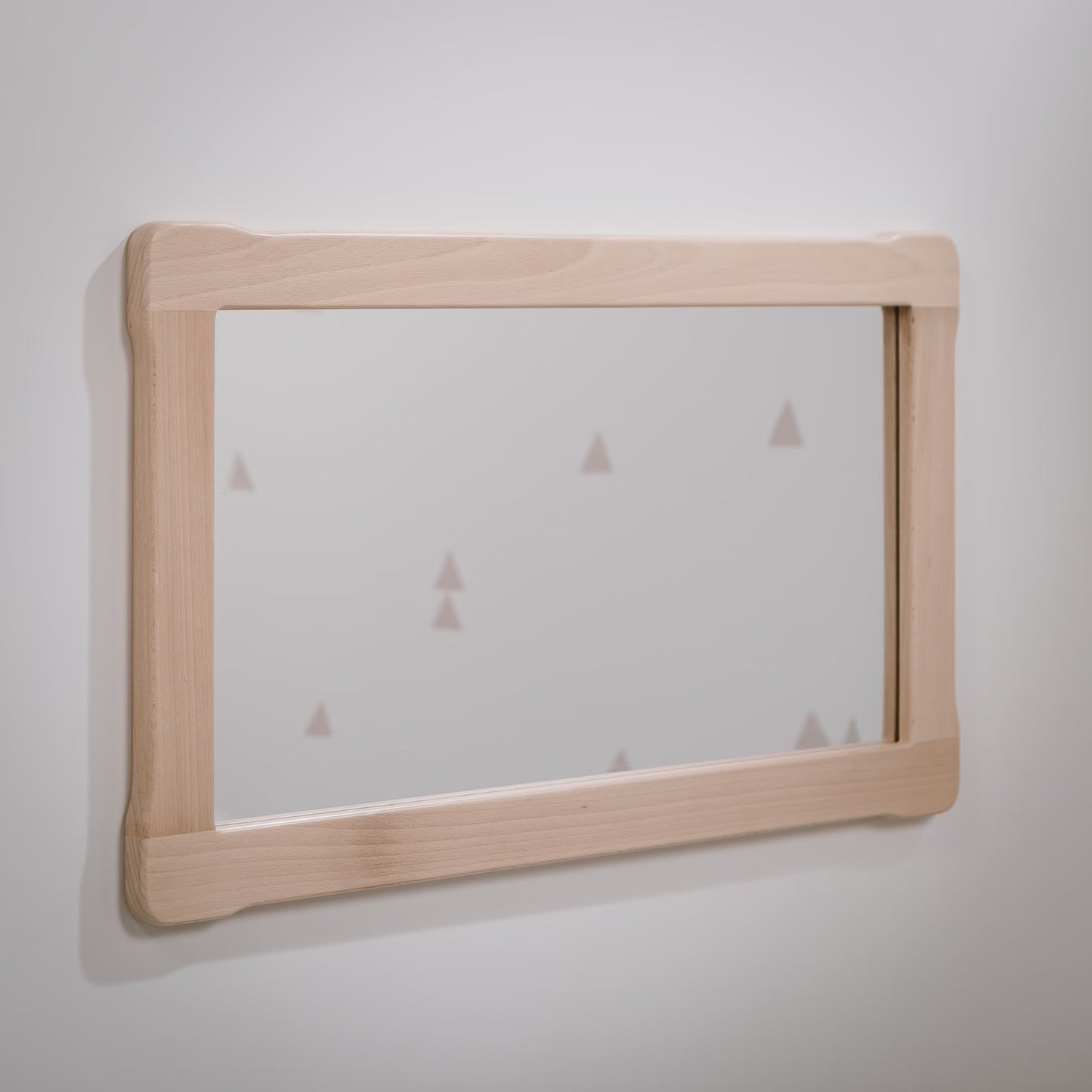 Espejo Montessori con barra grande
