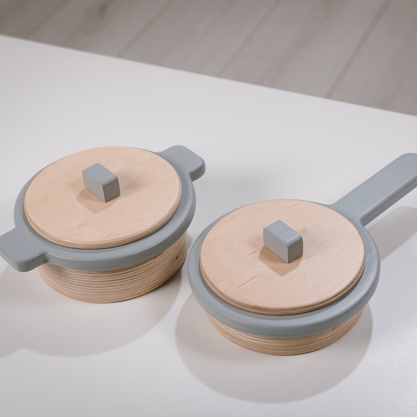 Toy wooden pot and pan set