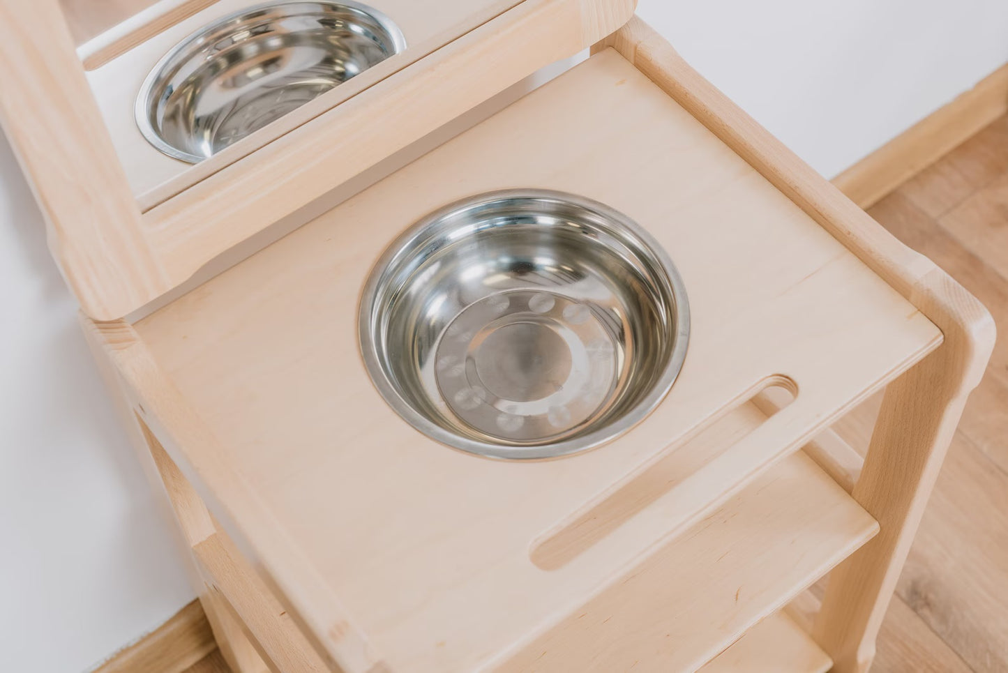 Montessori washbasin with mirror combined with a small shelf