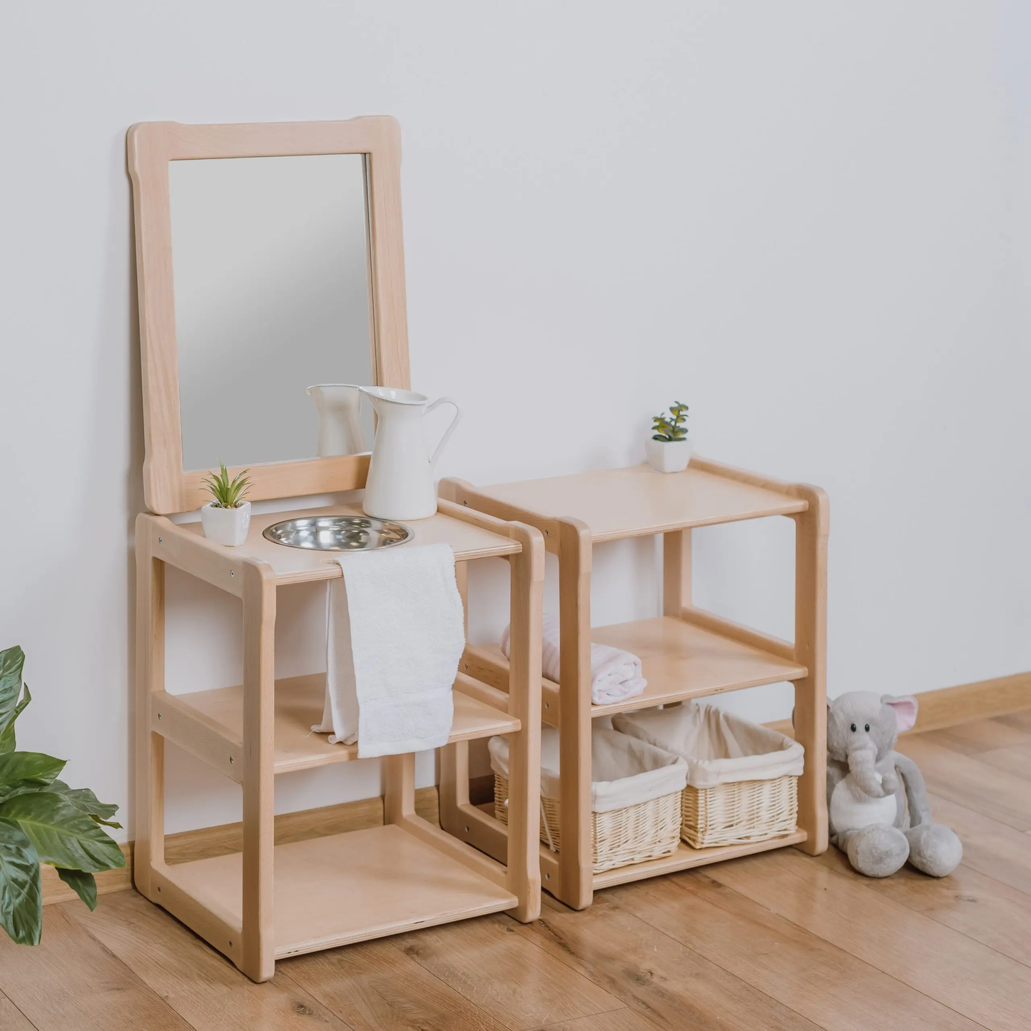 Montessori washbasin with mirror combined with a small shelf
